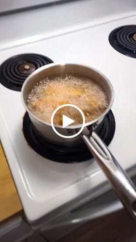 Customer video review of Garlic Oreos (Tier 1)