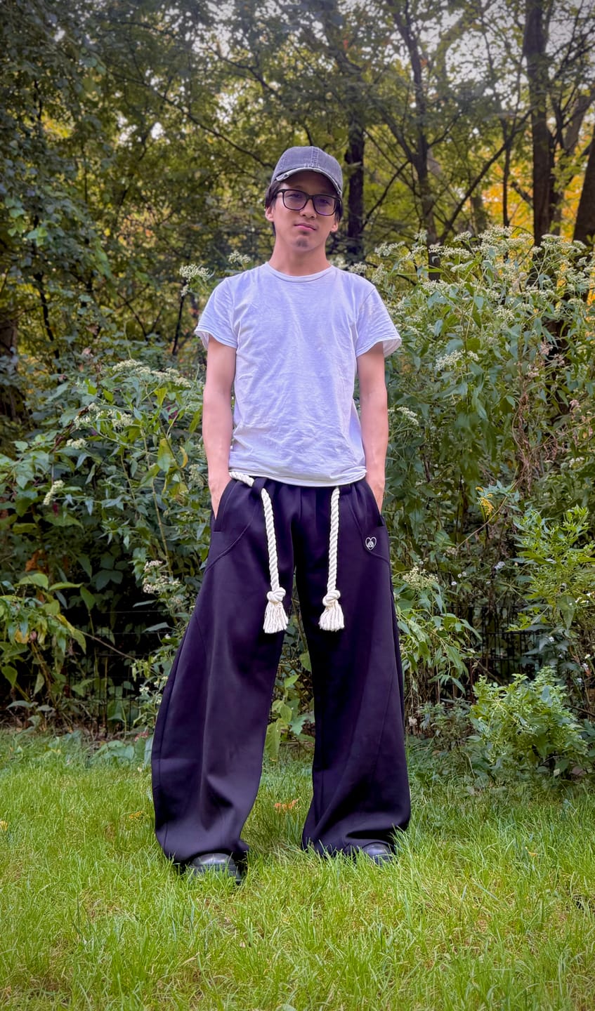 Customer photo review of Aelfric Eden Super Baggy Barrel Sweatpants