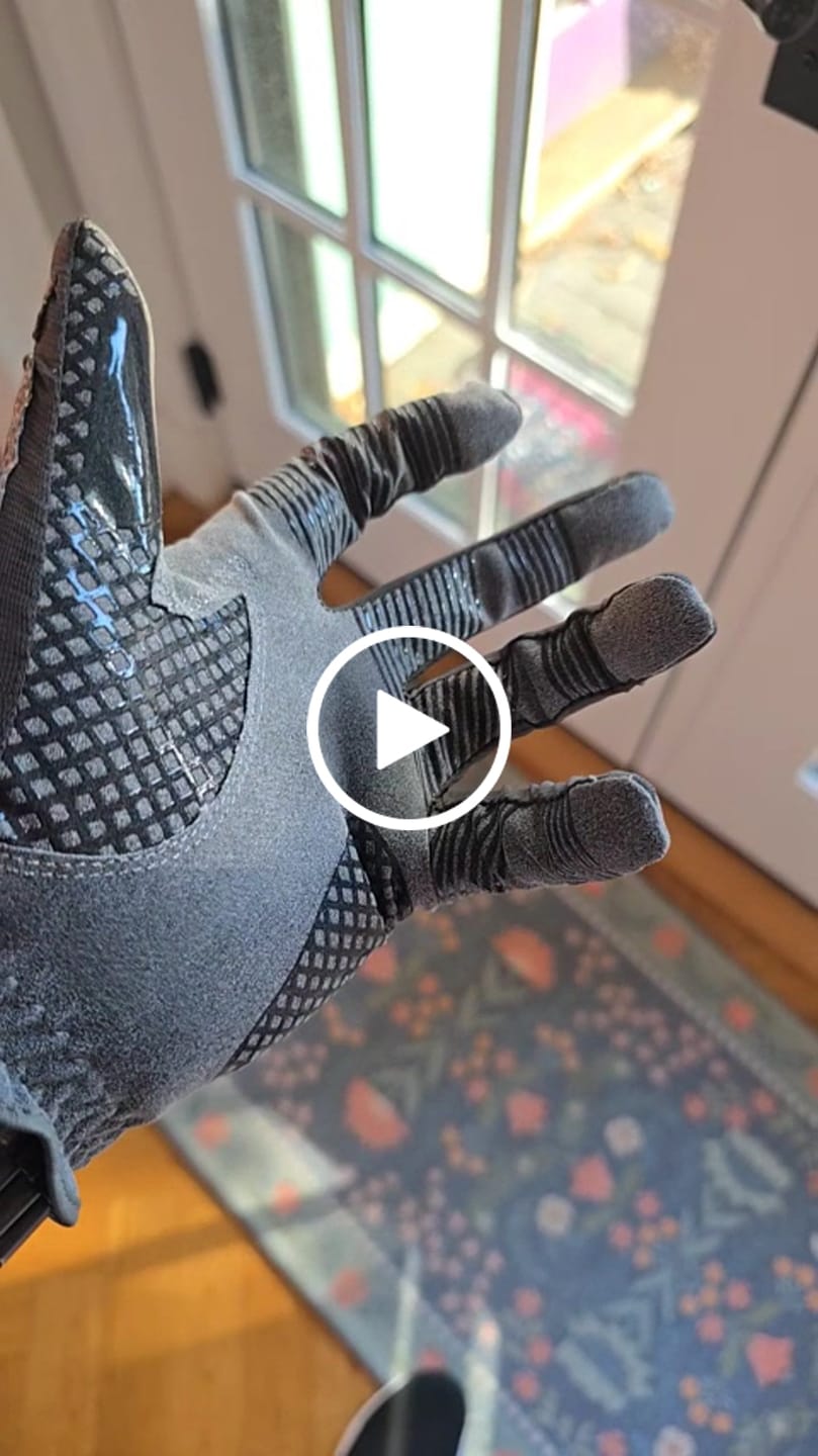 Customer video review of Copper Advanced Tech 2.0 Men's Golf Gloves [Worn on Left Hand]