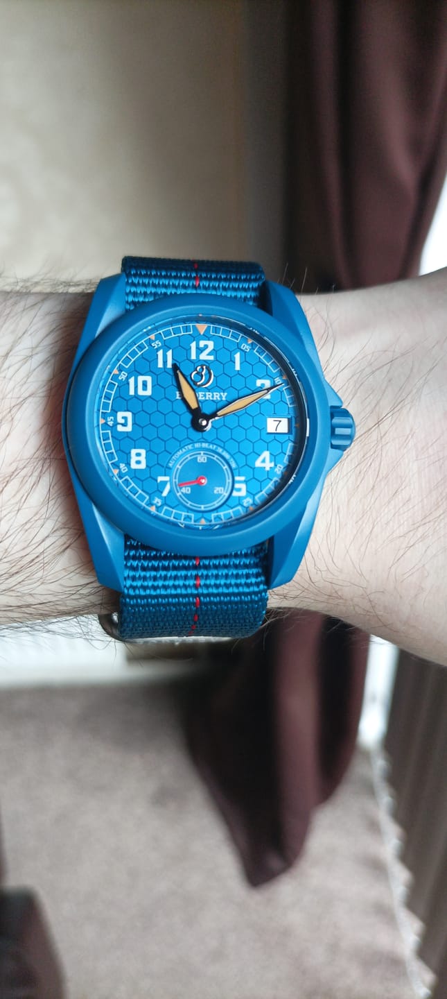 Customer photo review of VOYAGER S72 – 72-Hour Power Reserve Titanium Automatic Field Watch, 100M Water Resistant | Cerulean Blue