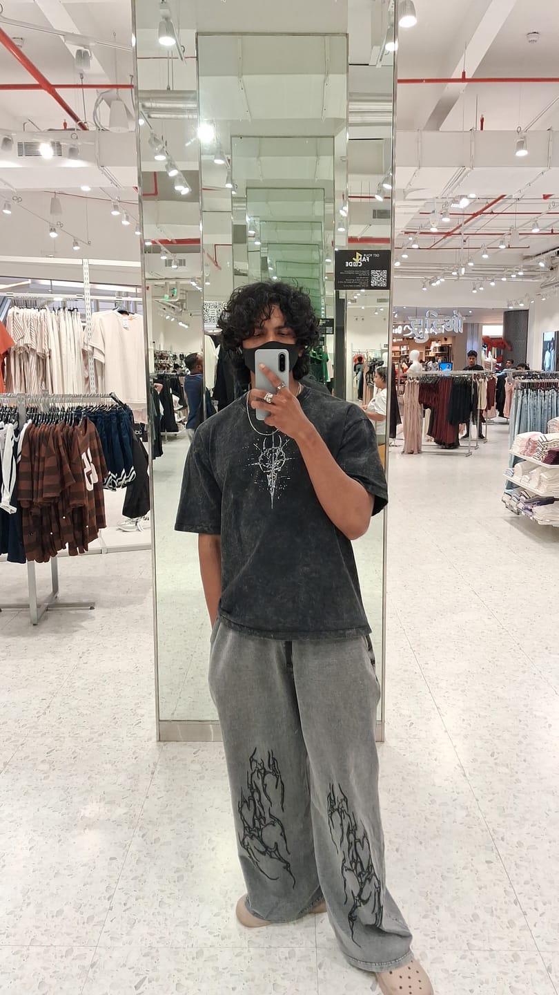 Customer photo review of DARKFLARE PHANTOM PANTS