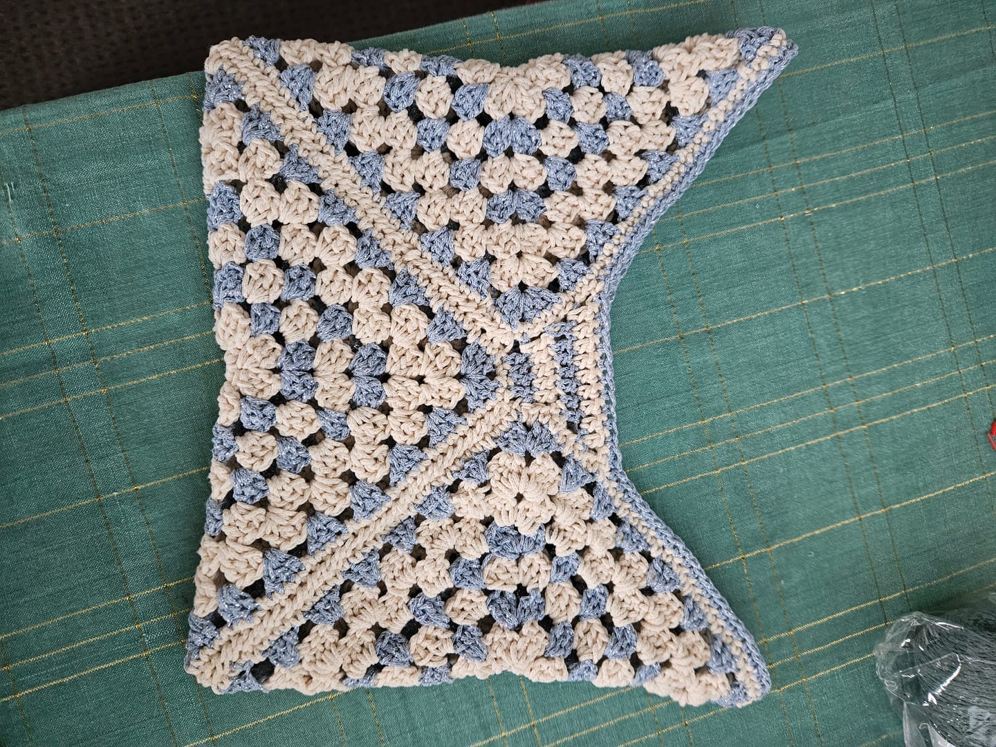 Customer photo review of CrochetPark™ Sunny Holiday shoulder bag crochet kit