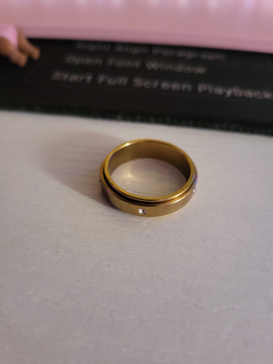 Customer photo review of Spins Love Ring (Bundle)