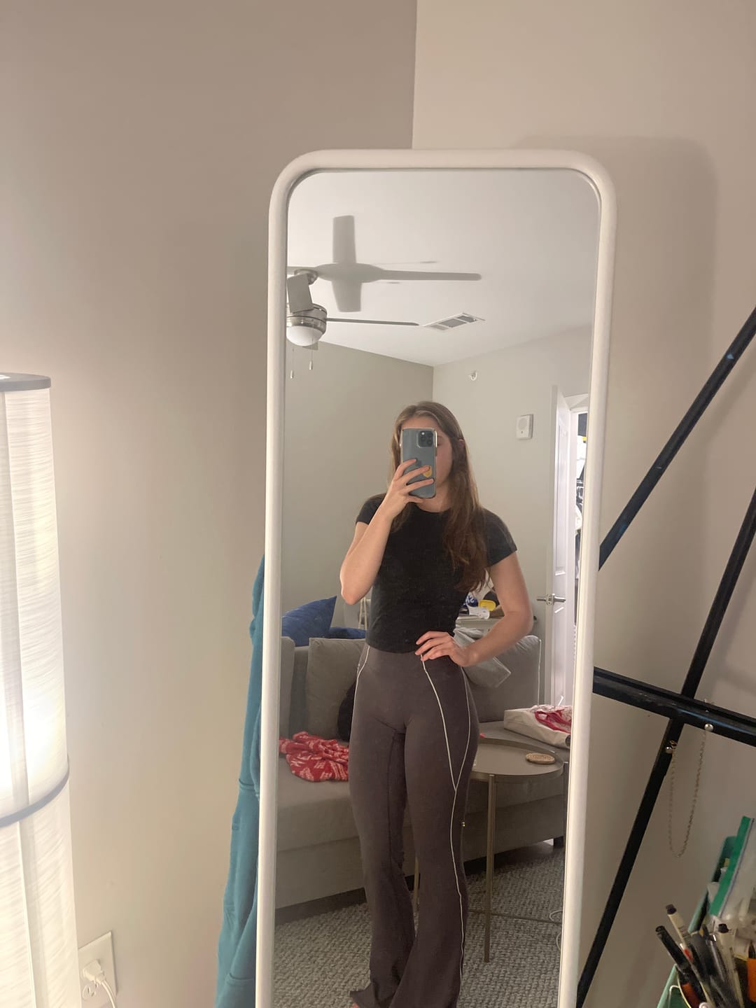 Customer photo review of W285 - Elevate flare leggings