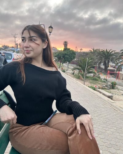 Customer photo review of SWEATER REGINA NEGRO (PREVENTA 2)