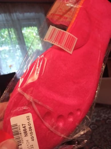 Customer photo review of Winter Self-Heating Insoles – Memory Foam, Fur & Extra Warm Shoe Inserts