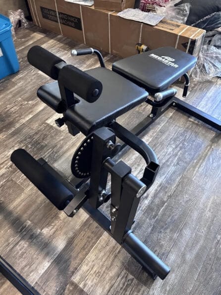 Customer photo review of MEGASTAR Leg Extension Curl Machine | AT05