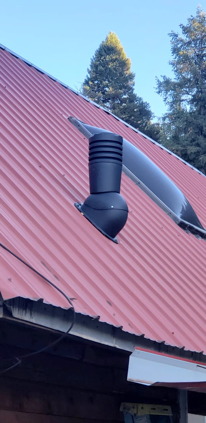 Customer photo review of Kitchen, Bathroom and Dryer Roof Exhaust Vent - Ivent ECO – Metal Installation