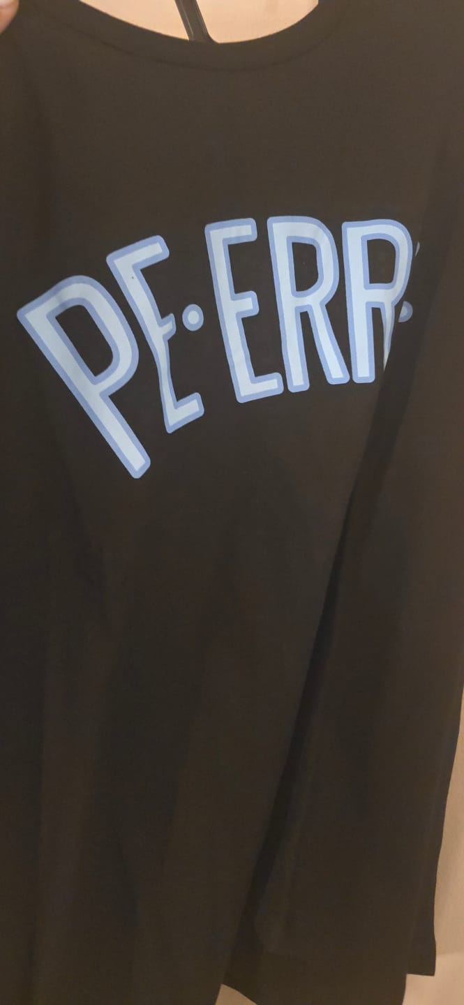 Customer photo review of PR Graphic Top