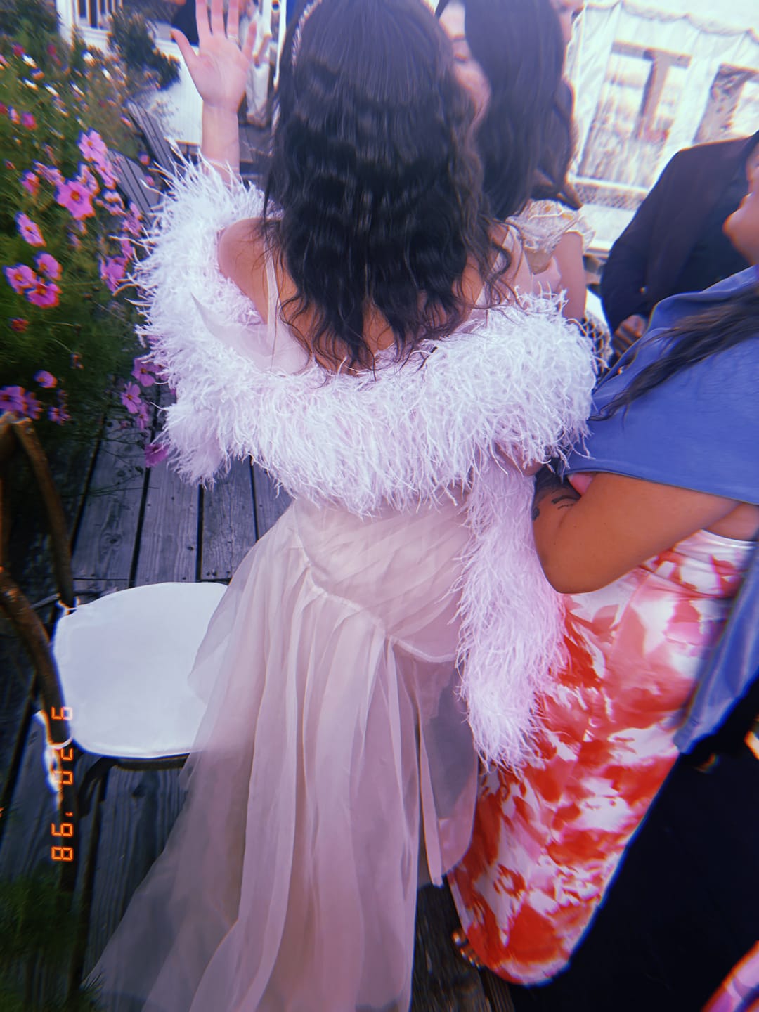 Customer photo review of Ostrich Feather Boa - 8Ply