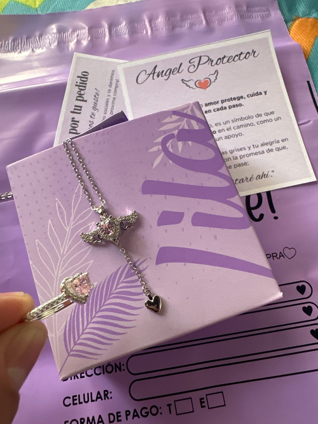 Customer photo review of 💜Collar Ángel protector 💜