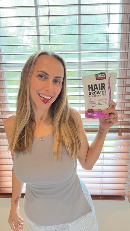 Customer photo review of Hair Growth Gummies