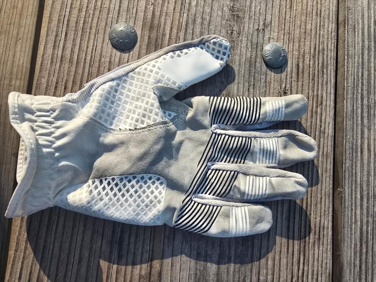Customer photo review of Copper Advanced Tech 2.0 Men's Golf Gloves [Worn on Left Hand]