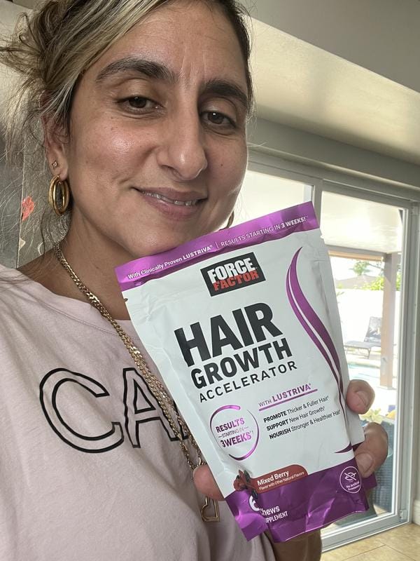 Customer photo review of Hair Growth Gummies
