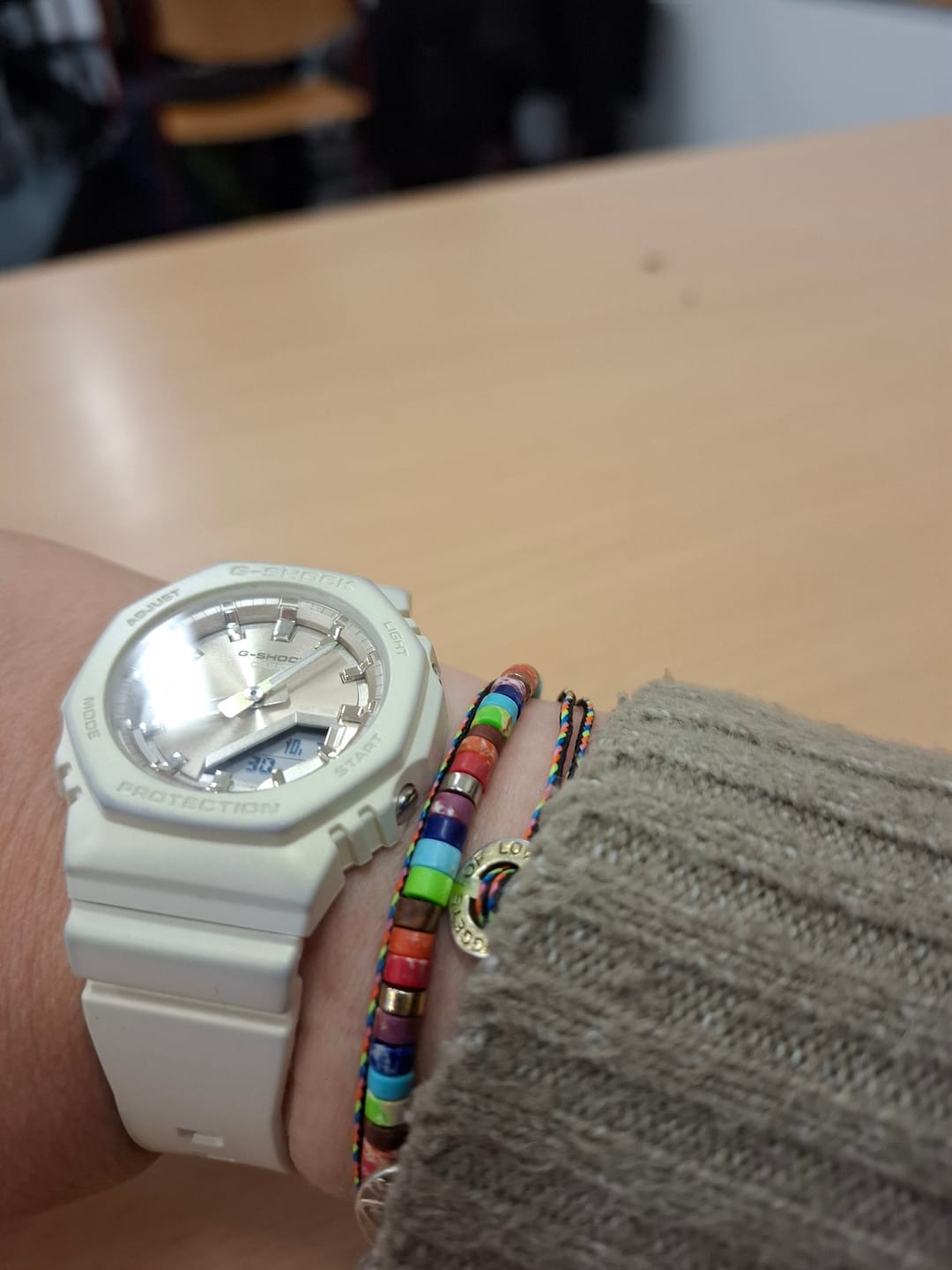 Customer photo review of 7 Chakren Energiearmband aus Jaspis