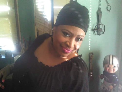 Customer photo review of Influential Glow Gloss Lipgloss