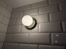 Customer photo review of Arandela de Parede Minimalista com Globo de Vidro