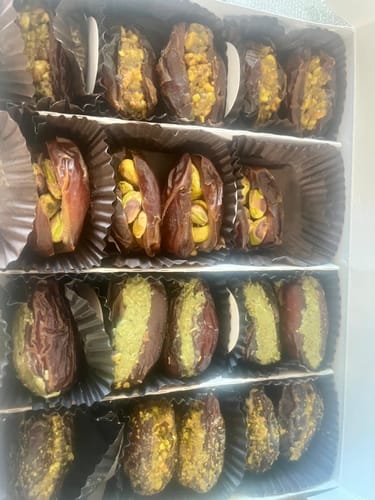 Customer photo review of Naked Pistachio Lovers | Variety Box