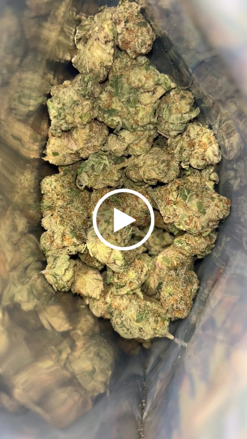 Customer video review of Wedding Cake - Greenhouse THCA (Smalls)