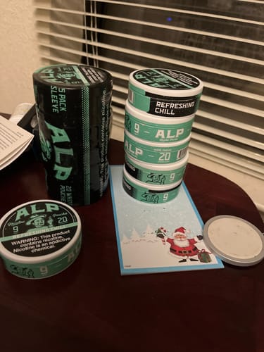 Customer photo review of Refreshing Chill Nicotine Pouches