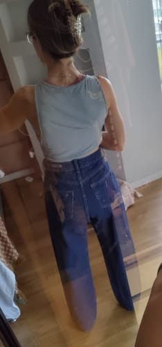 Luana L. review of Calça Jeans Reta Araçá Azul Escuro image 1 out of 3