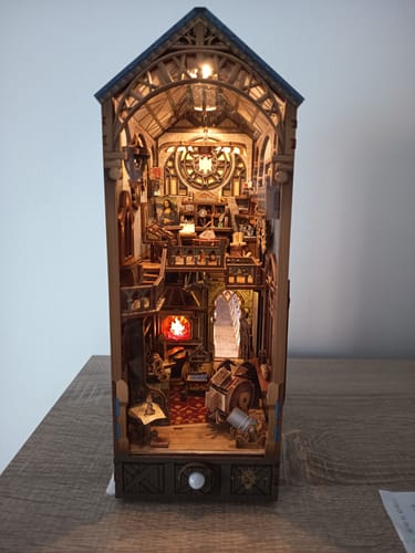 Customer photo review of Da Vinci’s Fantasy Induction Book Nook