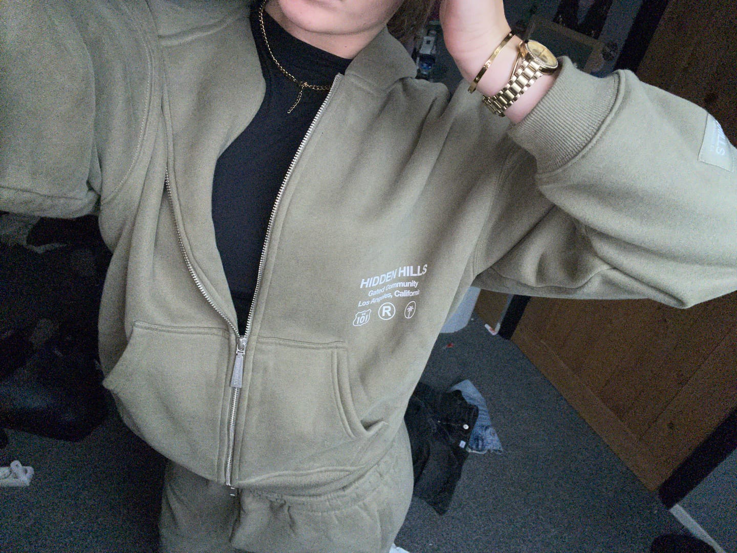 Customer photo review of LABEL ZIP HOODIE SAGE