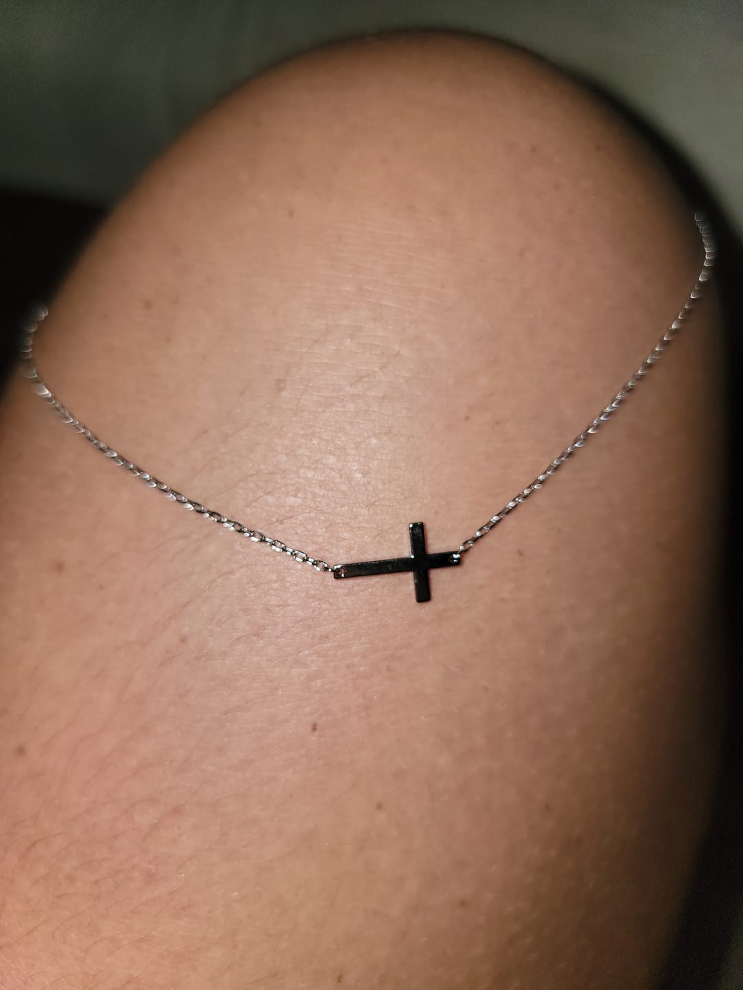 Customer photo review of Nancy 18k White Gold Plated Cross Pendant Necklace