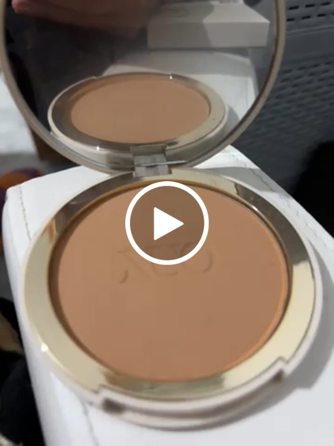 Customer video review of Bronzer pudra cu textura ultrafina