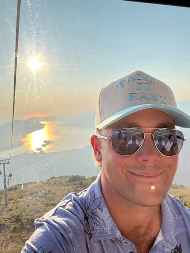 Customer photo review of TAKE IT EASY HAT