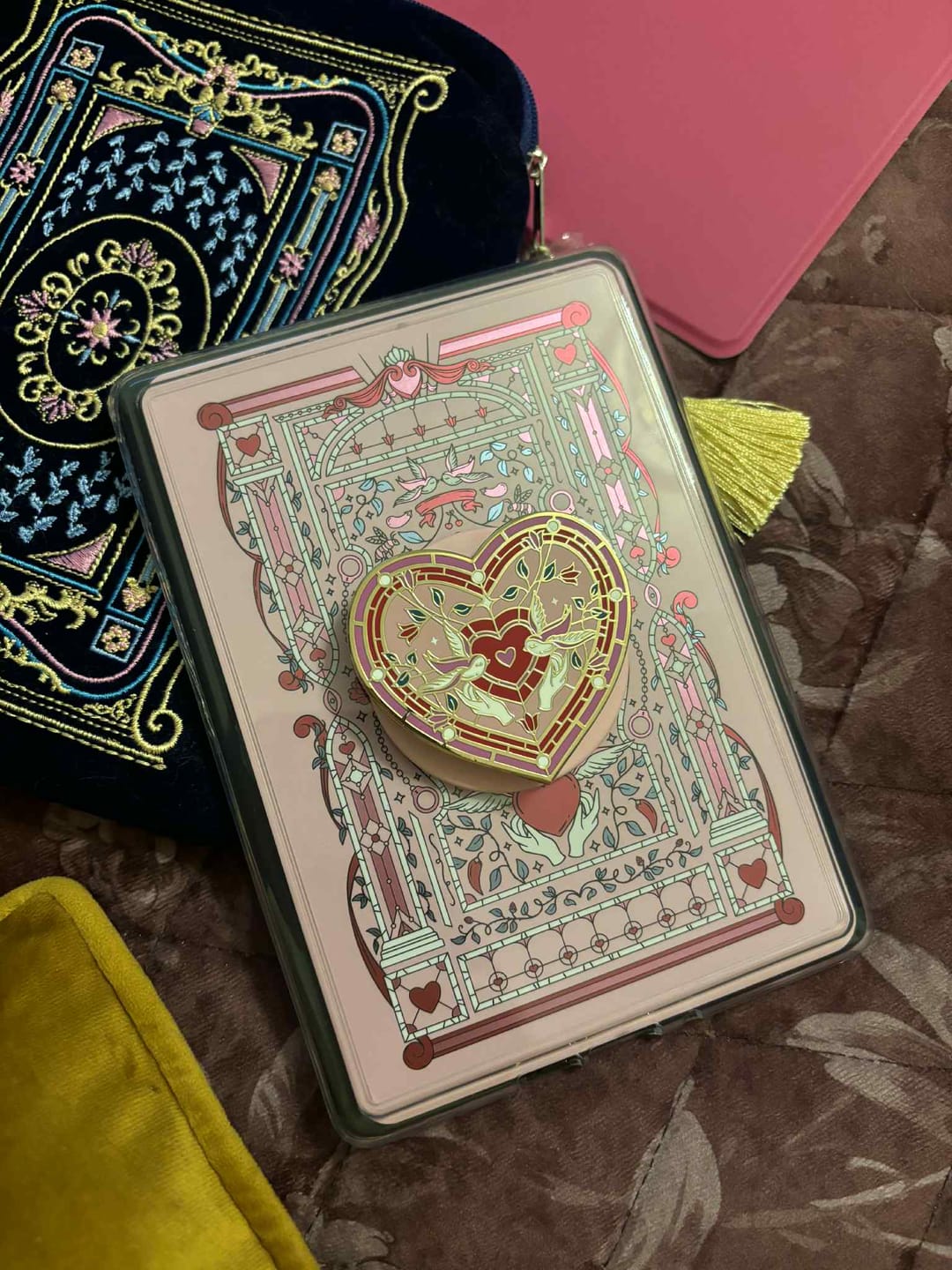 Customer photo review of Everything Nice Clingie