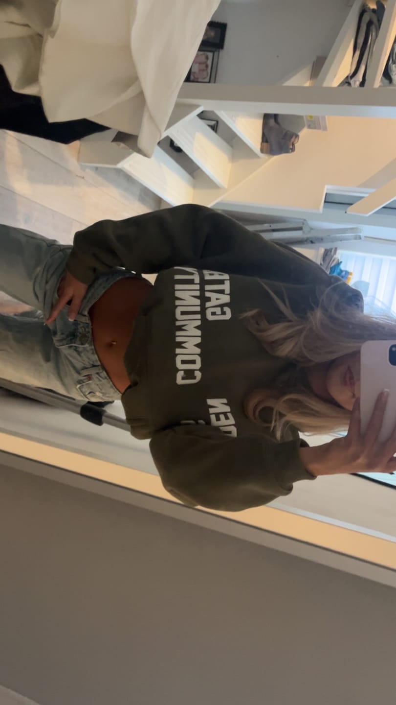 Customer photo review of GATED COMMUNITY HOODIE SAGE
