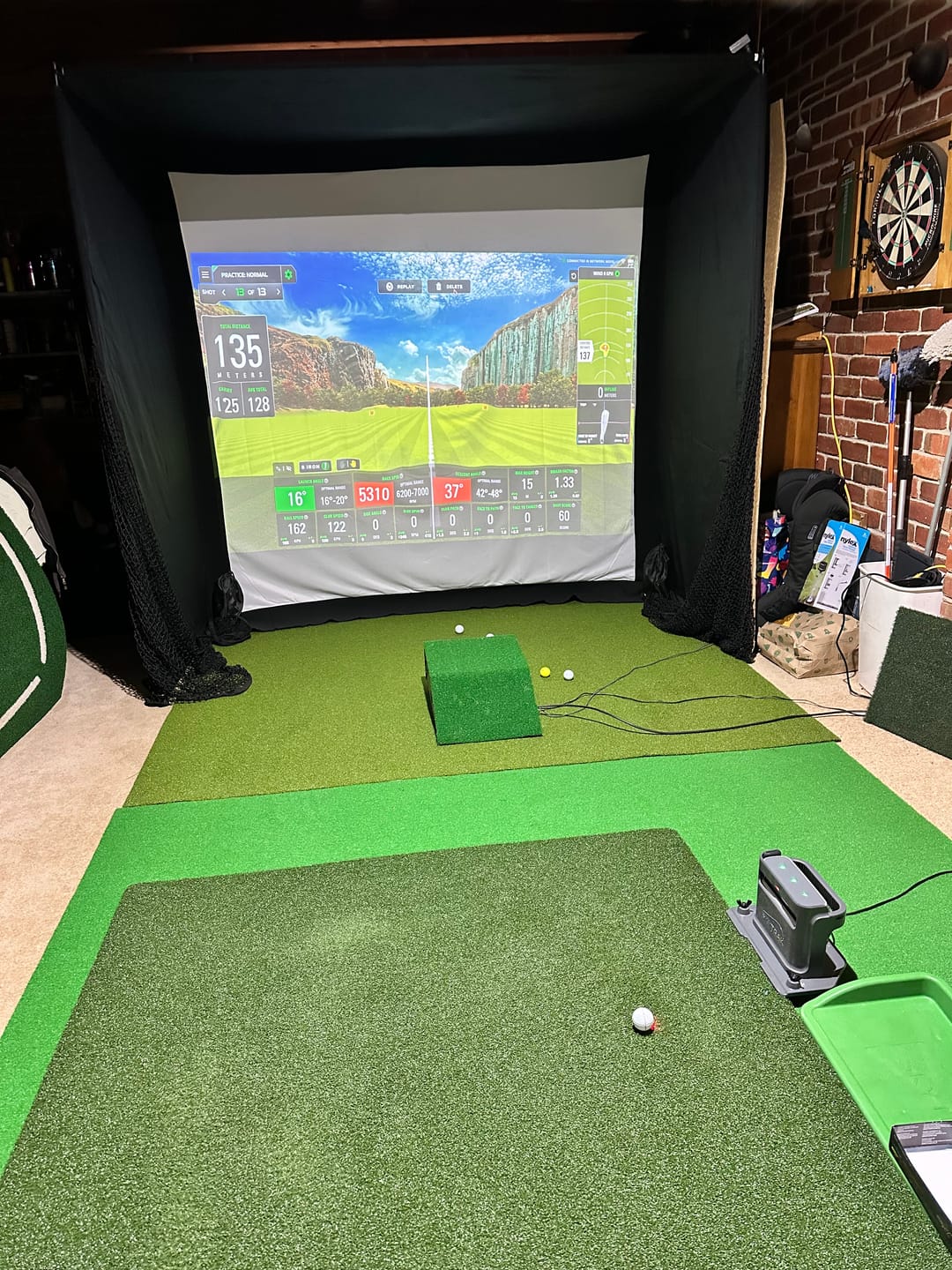 Customer photo review of Premium Putting Turf - Realistic Precision for Golf Practice