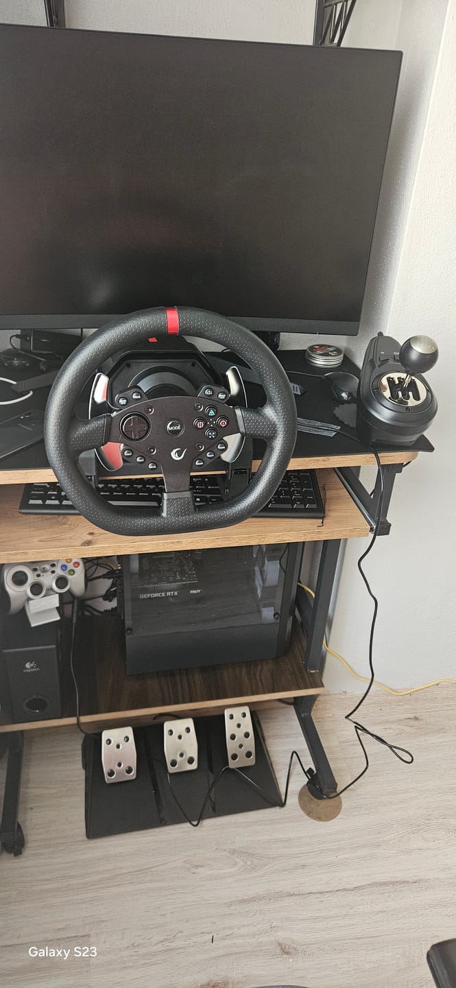 Customer photo review of El Vitesli Pedallı Force Feedback Oyuncu Direksiyonu