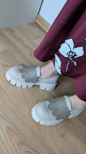 Customer photo review of Smėlis Loafers