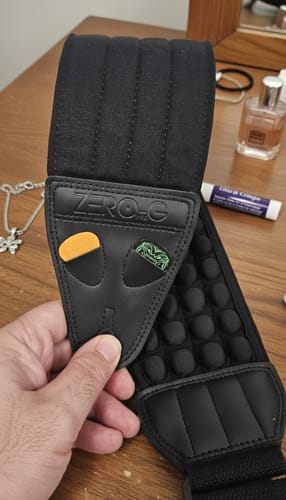 Customer photo review of [NEW] ZERO-G Pro: Guitar & Bass Strap