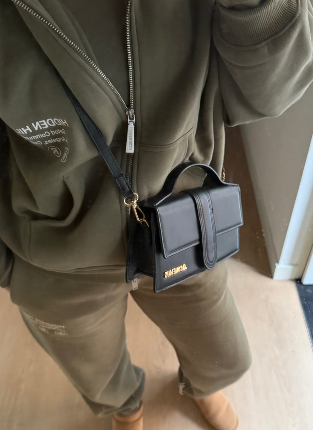 Customer photo review of LABEL ZIP HOODIE SAGE