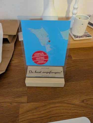 Kundenbewertung mit Foto zu "Wo alles begann" - Personalisierte Acryltafel