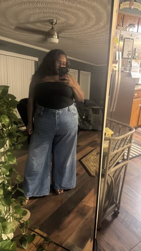 Customer photo review of CurlyMe 3 In 1 Half Wig Kinky Straight Glueless Install Half Wig With Draw-string Beginner Friendly