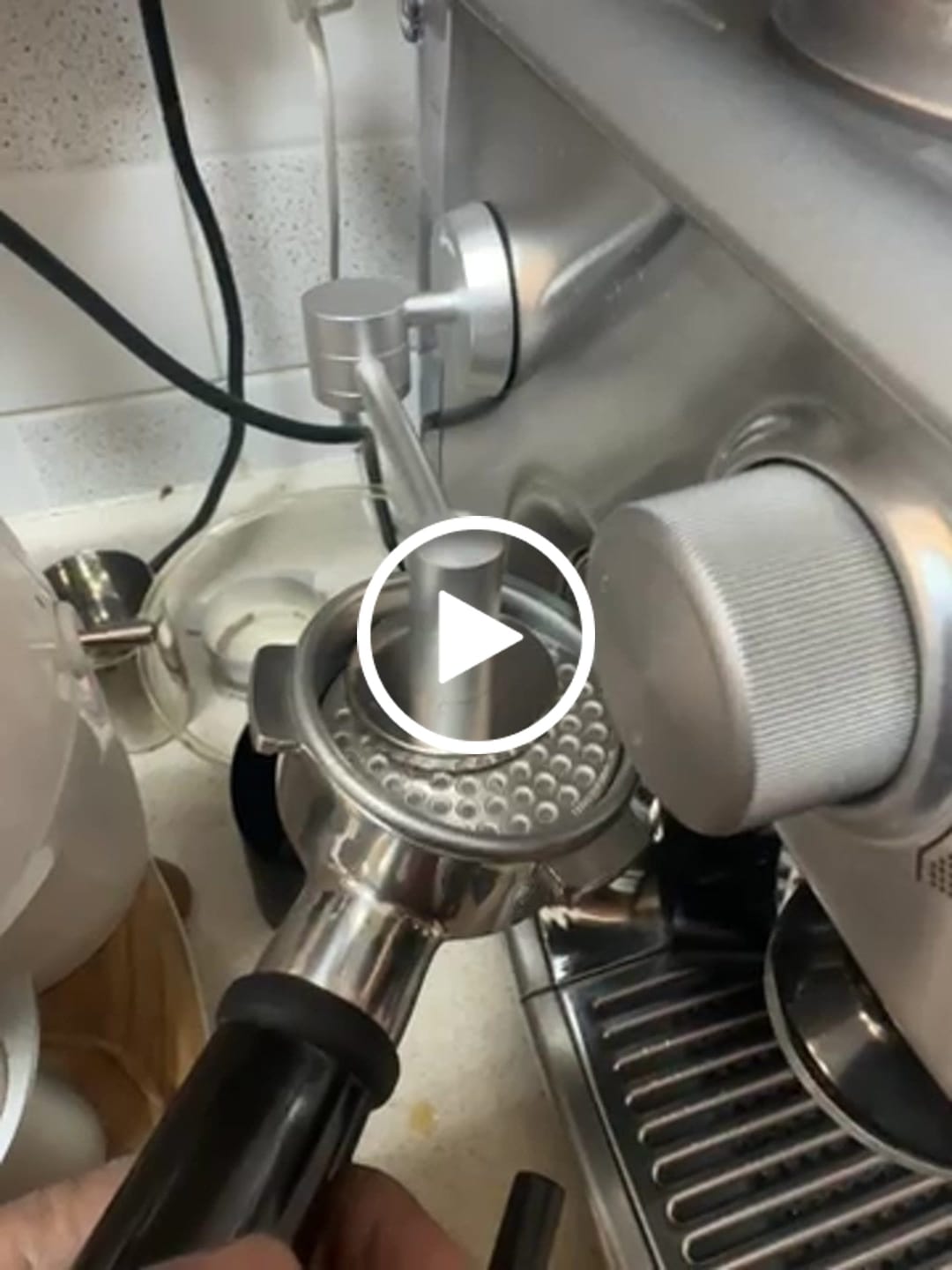 Customer video review of Multi-Function Magnetic Puck Screen Holder