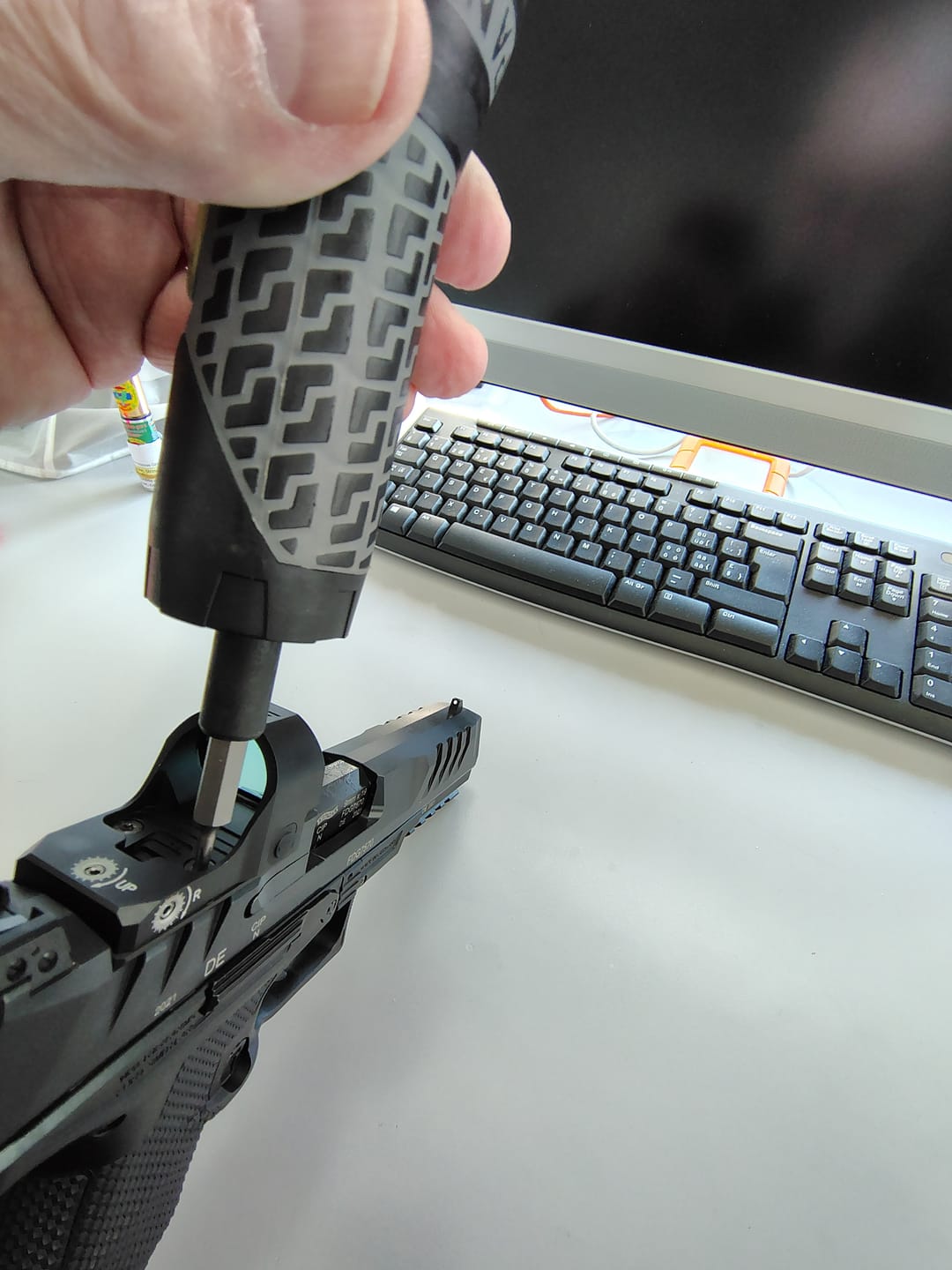Customer photo review of Vector Optics SCTK-04 Drehmoment-Schraubenzieher 1,1-6,8Nm