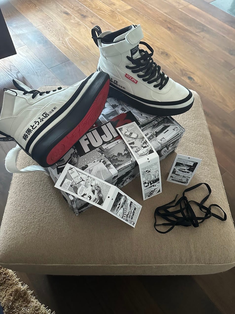 Customer photo review of HTXJPN Fuji3 High Top Sneakers