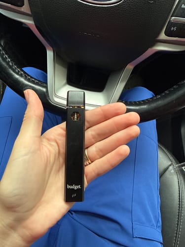 Customer photo review of 1 Gram THCA Blend Vape Pen | Wedding Cake - Indica