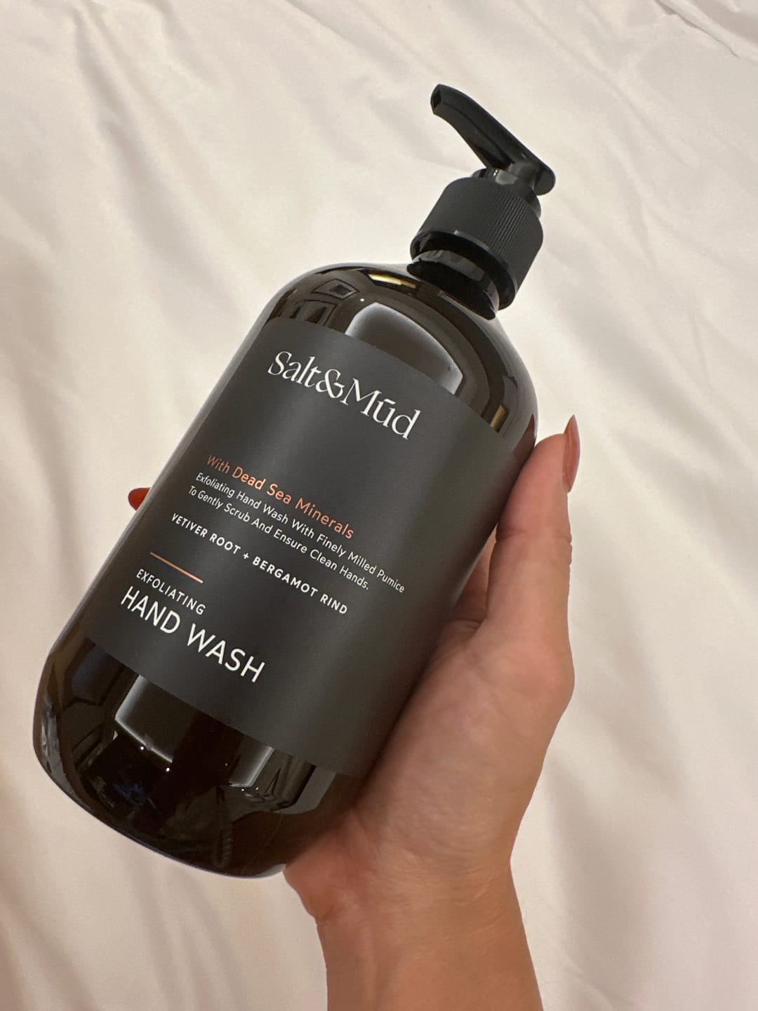 Customer photo review of Exfoliating Hand Wash With Dead Sea Minerals 500ml