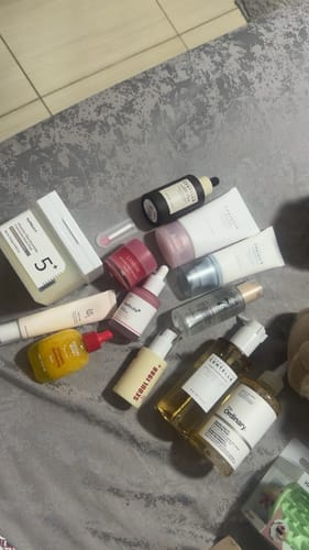 Customer photo review of مرطب شفاه بنكهة الكرز - 10ج