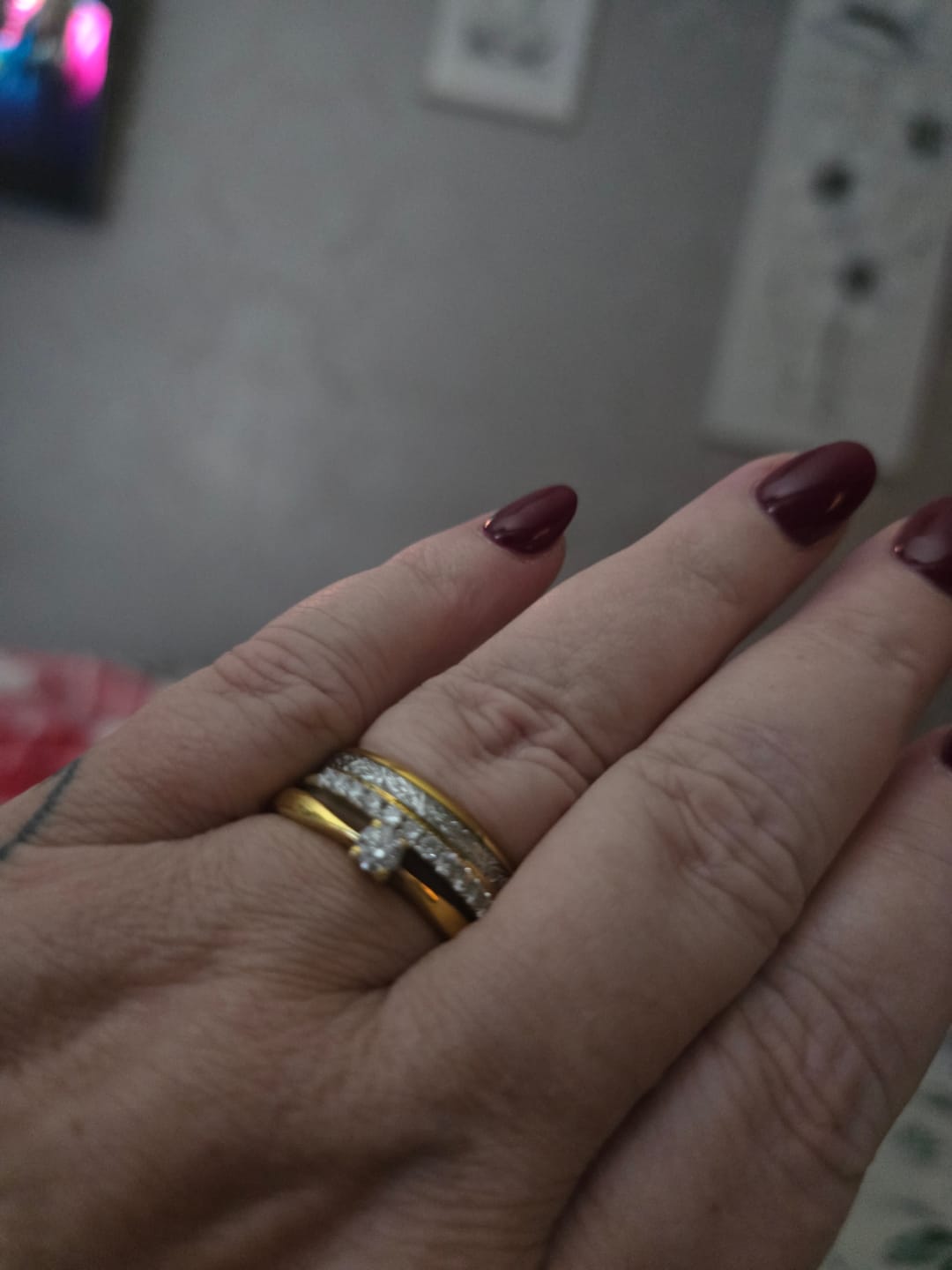 Customer photo review of The Golden Steel 4mm Wonder Ring