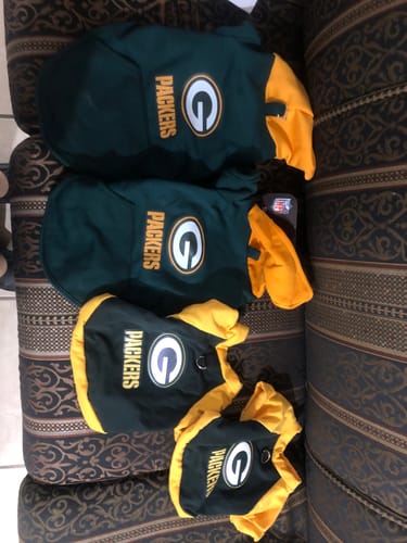 Customer photo review of Sudadera de los Packers para Perro