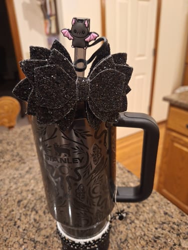 Customer photo review of Black Glitter Tumbler Bow