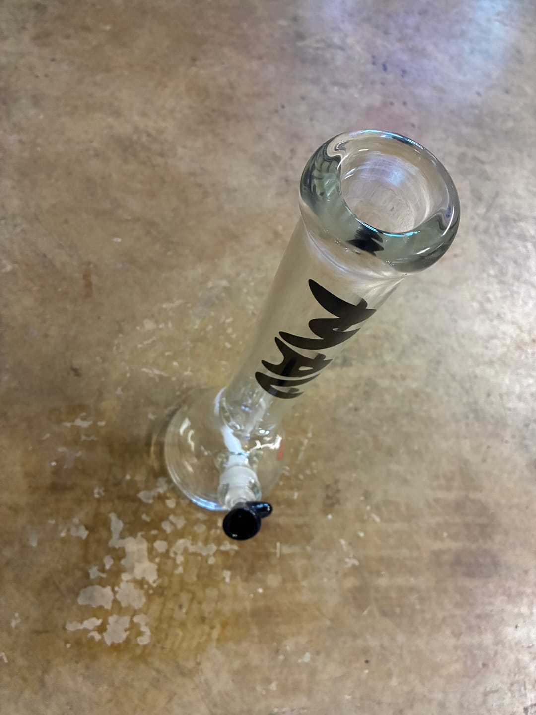 Customer photo review of 18" x 9mm Beaker Bong