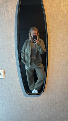 Customer photo review of LABEL CUFFED SWEATPANTS SAGE